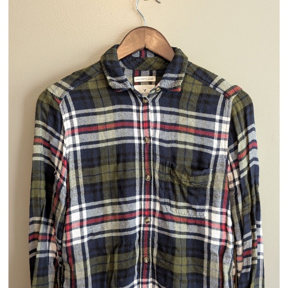 American Eagle Plaid Flannel Shirt Womens XS Green Red Boyfriend Fit LS AE